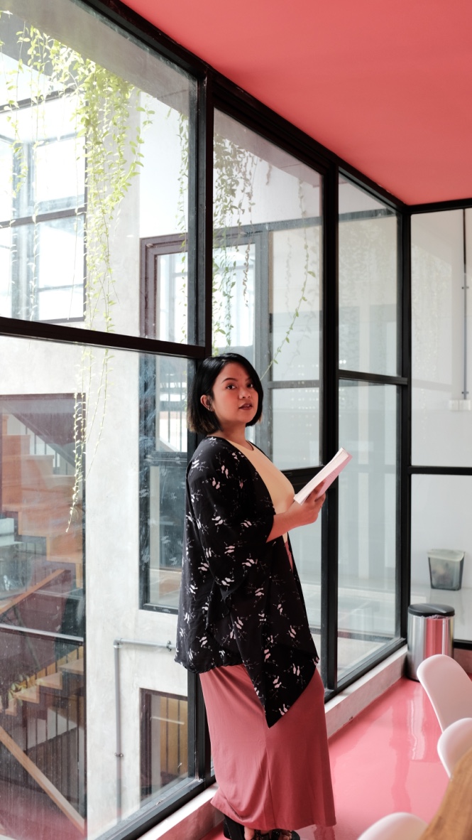 Tipsy Pink Meeting Room